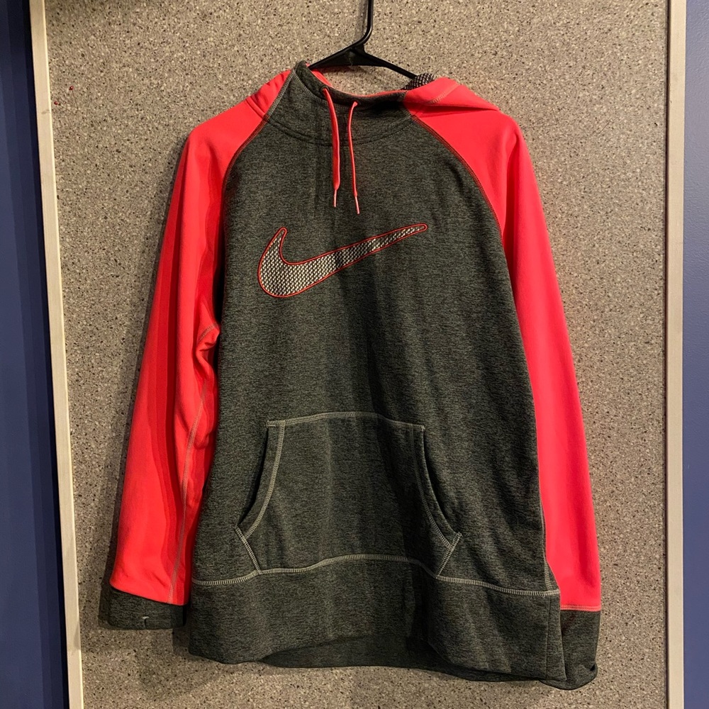 Nike Therma-Fit Hoodies
